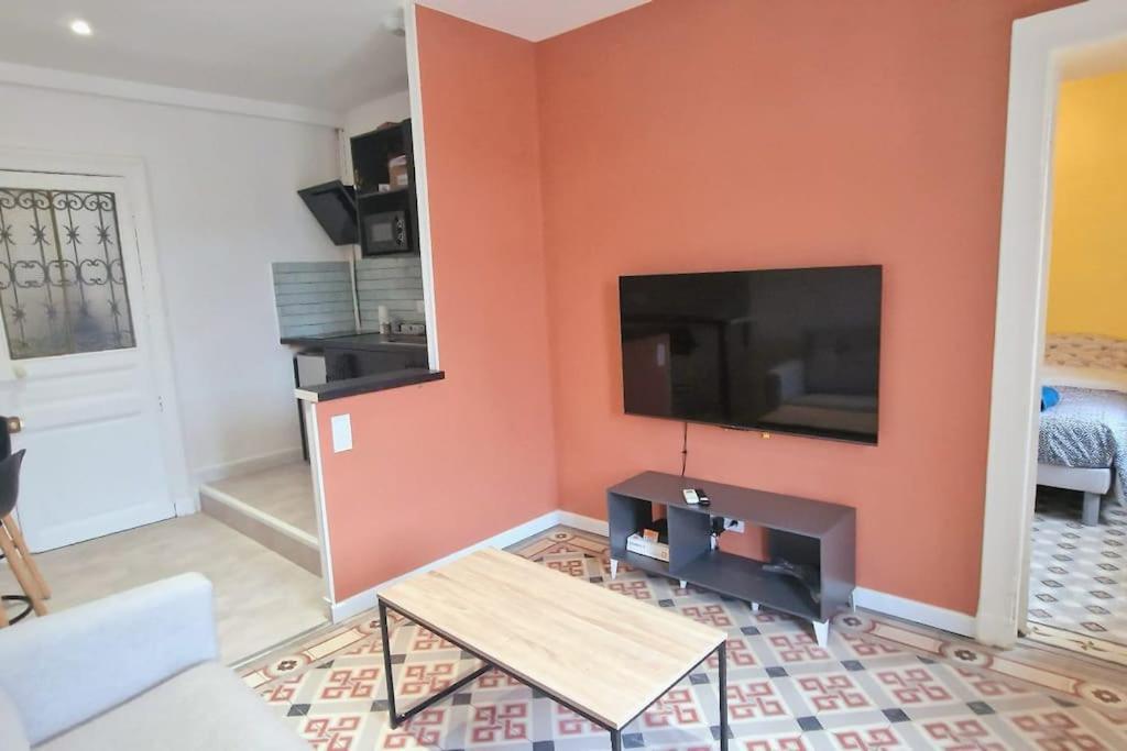 Charmant Appartement 4 Personnes Aux Arceaux มงต์เปอลิเยร์ ภายนอก รูปภาพ